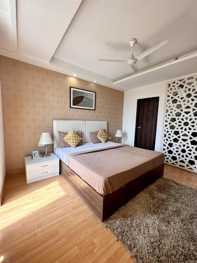 Flamingo Hotel Sector 67 I Studio Rooms I Gurgaon Dış mekan fotoğraf
