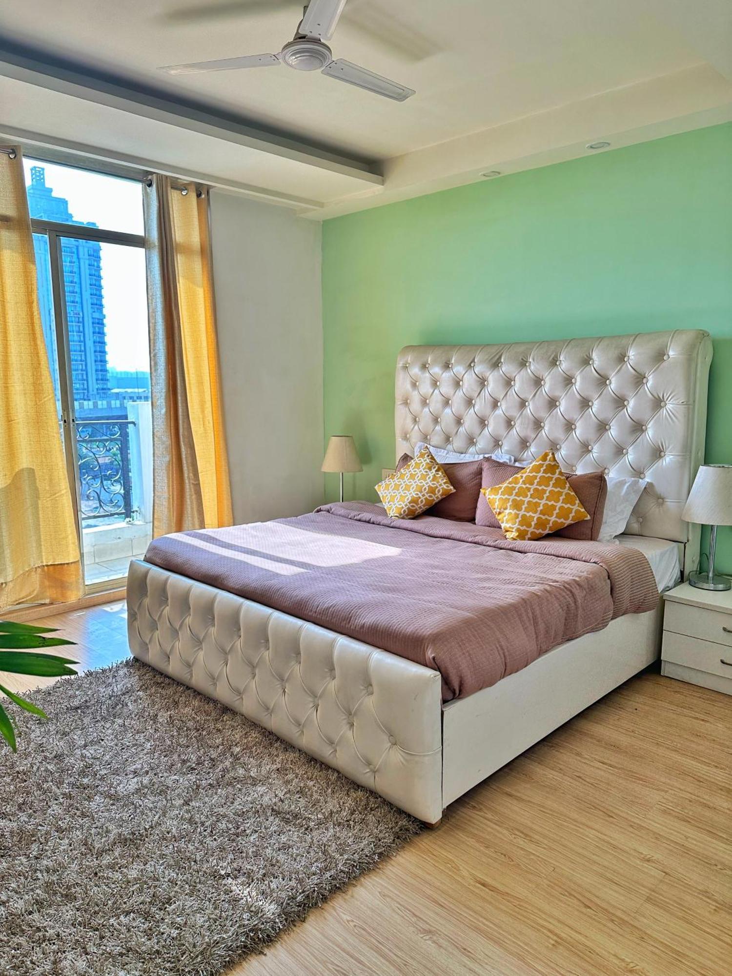 Flamingo Hotel Sector 67 I Studio Rooms I Gurgaon Dış mekan fotoğraf