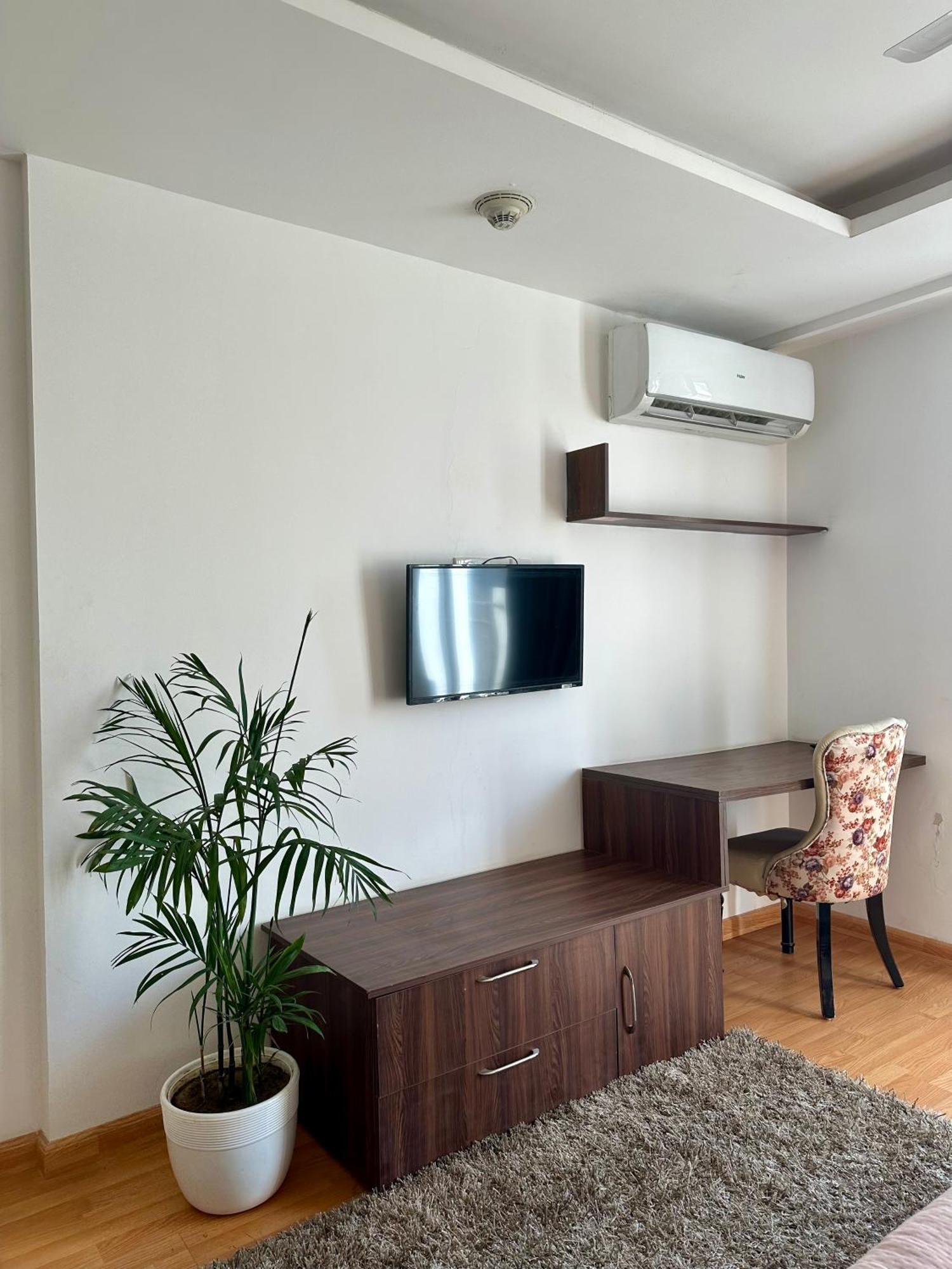 Flamingo Hotel Sector 67 I Studio Rooms I Gurgaon Dış mekan fotoğraf