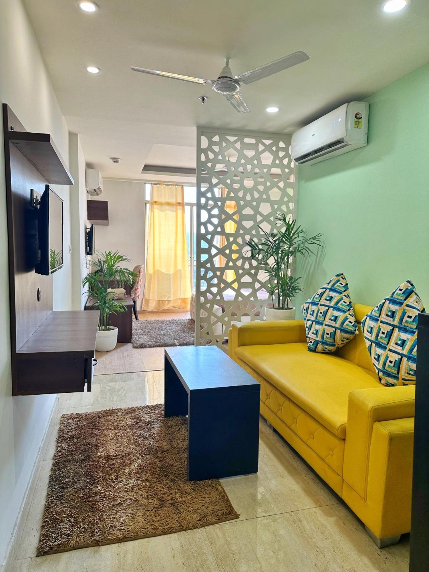 Flamingo Hotel Sector 67 I Studio Rooms I Gurgaon Dış mekan fotoğraf