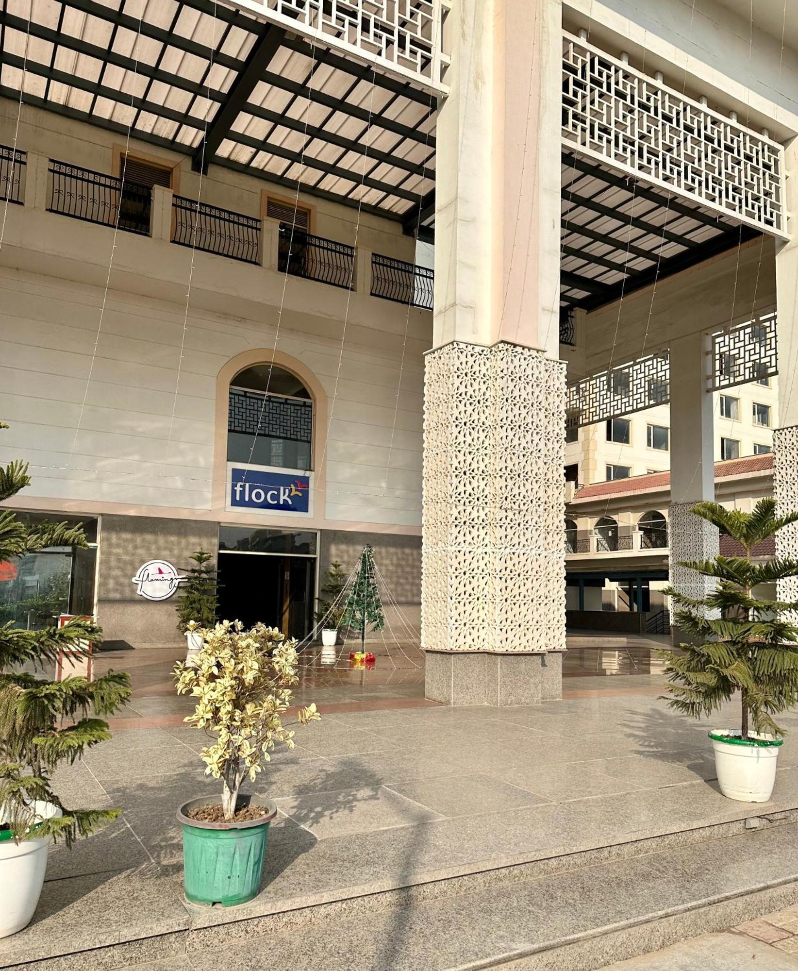 Flamingo Hotel Sector 67 I Studio Rooms I Gurgaon Dış mekan fotoğraf