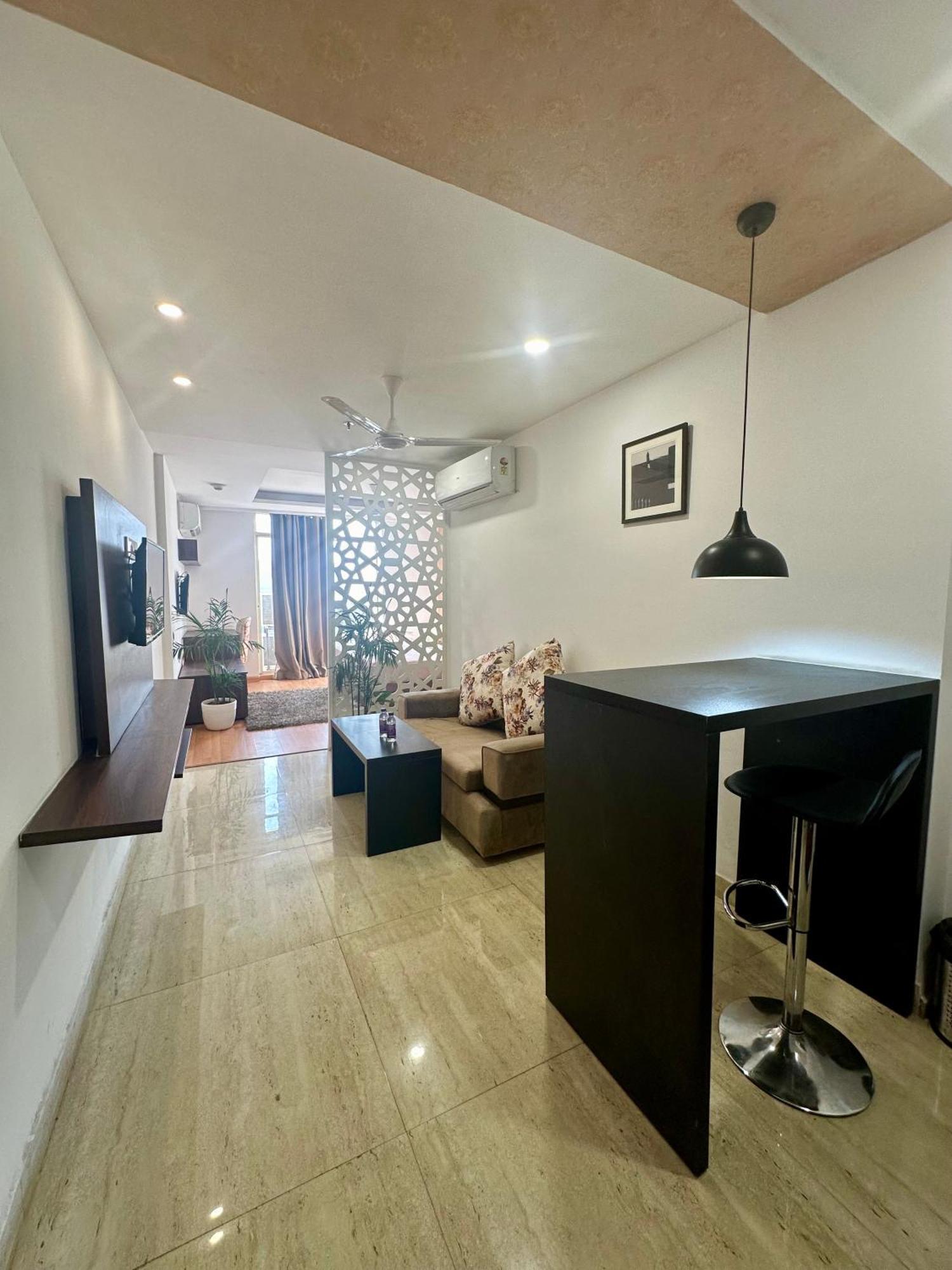 Flamingo Hotel Sector 67 I Studio Rooms I Gurgaon Dış mekan fotoğraf