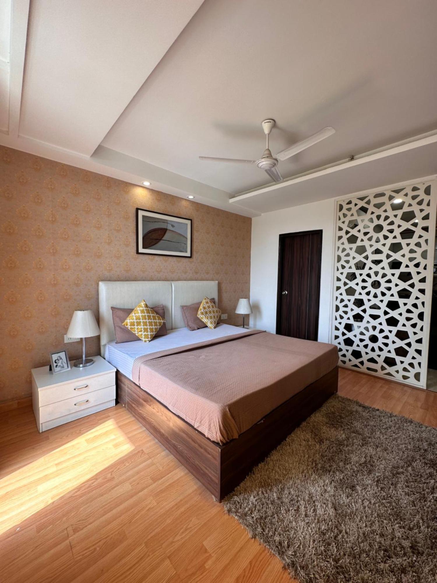 Flamingo Hotel Sector 67 I Studio Rooms I Gurgaon Dış mekan fotoğraf